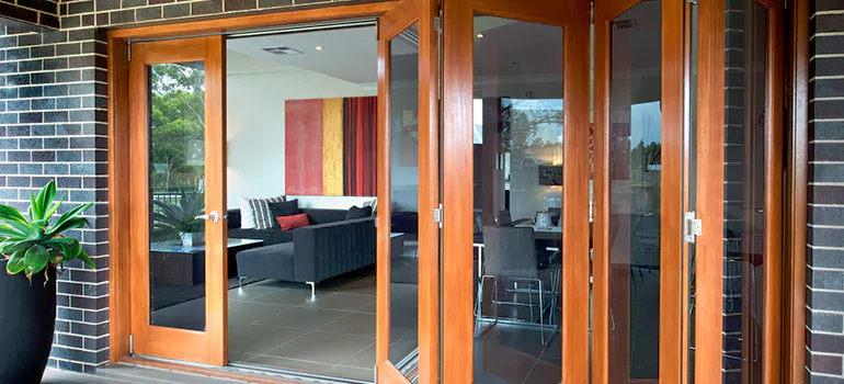 Folding Door Panel Repair in Jacksonville Beach, FL