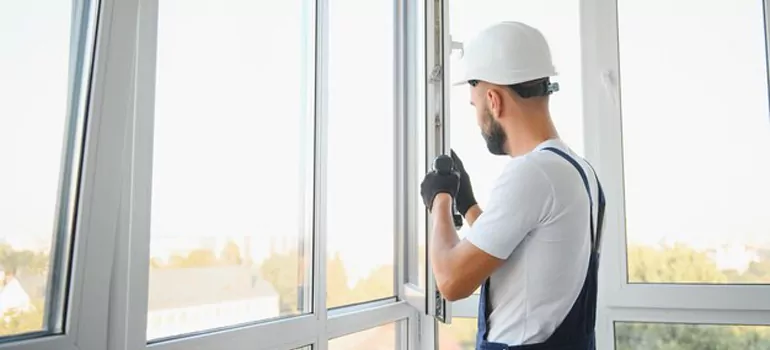 Custom Lever Windows Installation in Jacksonville Beach, FL